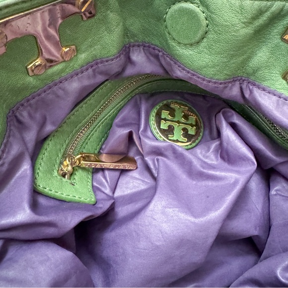 Tory Burch Green Quilted Leather Handle Tote Bag With Gold Tone Hardware - Picture 7 of 7